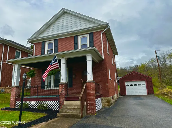 709 W 3rd St, Lock Haven, PA 17745