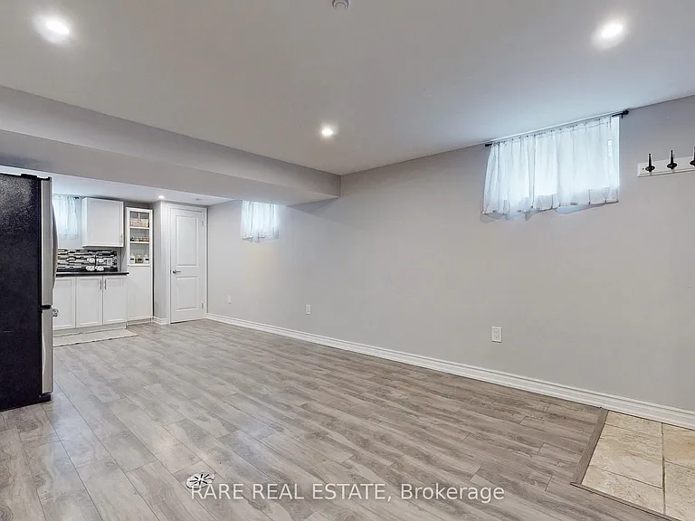 508 Upper Gage Ave #LOWER — Photo 5