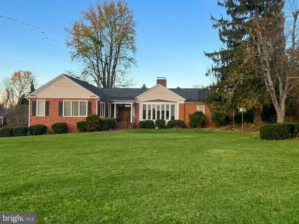 660 Country Club Rd, Culpeper, VA 22701