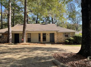 110 Woodstone Pl #B, Clinton, MS 39056