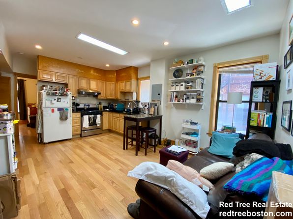 13 Tabor Pl #1