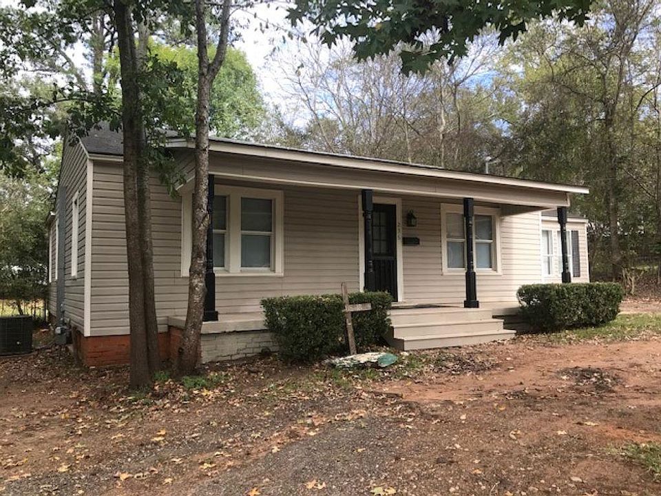 1st image of 236 Bowie St