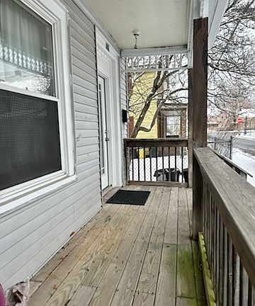 2nd image of 15 New St #2