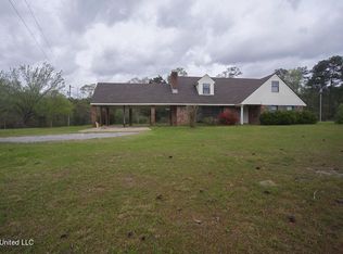 102 Hayden Dale Rd, Wiggins, MS 39577
