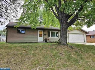 3206 Outer Dr, Hibbing, MN 55746