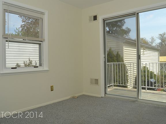5th image of 32-06 Norwood Dr