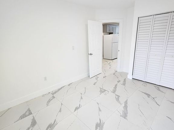 2nd image of 2466 Lincoln St #2