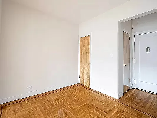 Rented by Contact Realty | media 5