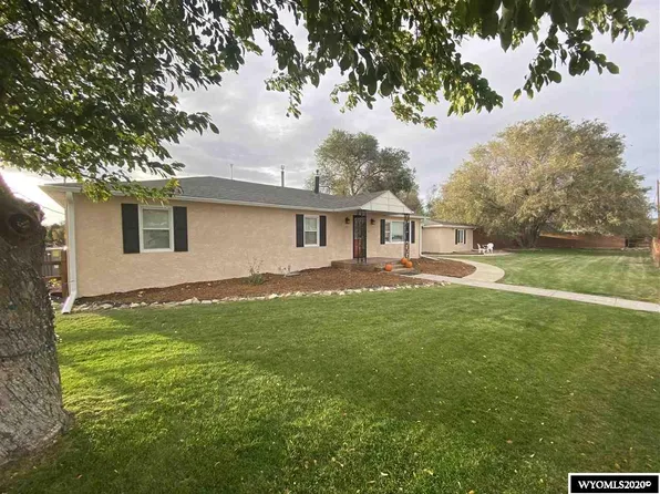 475 S Kansas Ave, Guernsey, WY 82214
