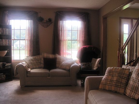 Living room for large parties