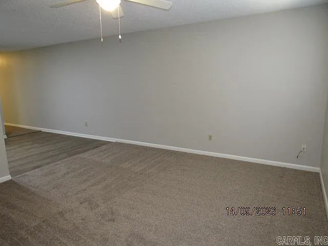 2 bed, 1.0 bath, 1056 sqft, $850 — Photo 4