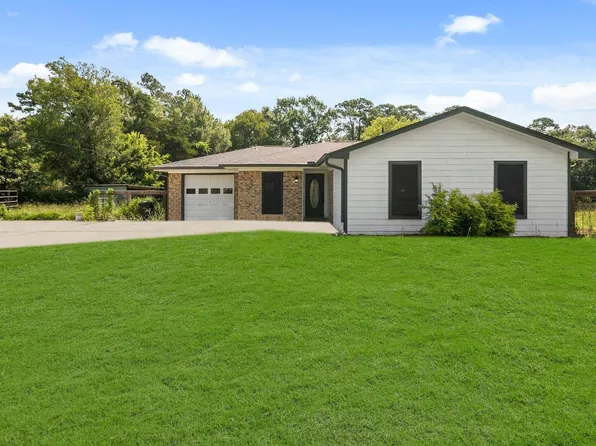 13810 S Goodyear Rd, Dayton, TX 77535