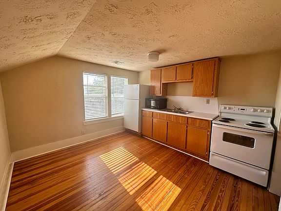 5th image of 731 Deans Row Ave #6