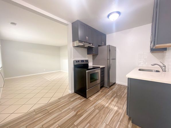 2212-2218 High St #2212