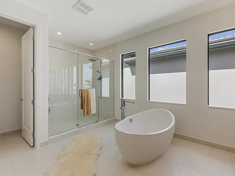 8283 Royal County Down Rd — Photo 45
