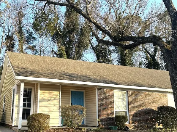 721 Varsity Dr, Wilmington, NC 28403