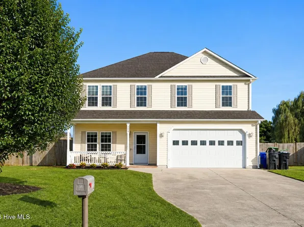 103 Amberwine Circle, Richlands, NC 28574