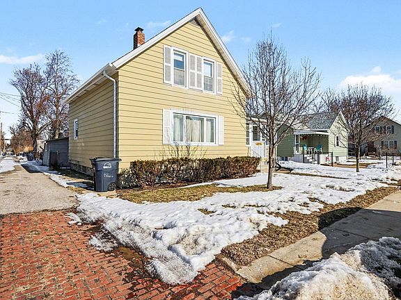 3rd image of 607 W Ripley St