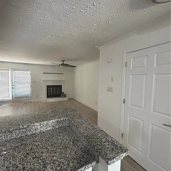 457 Lands End Rd — Photo 4