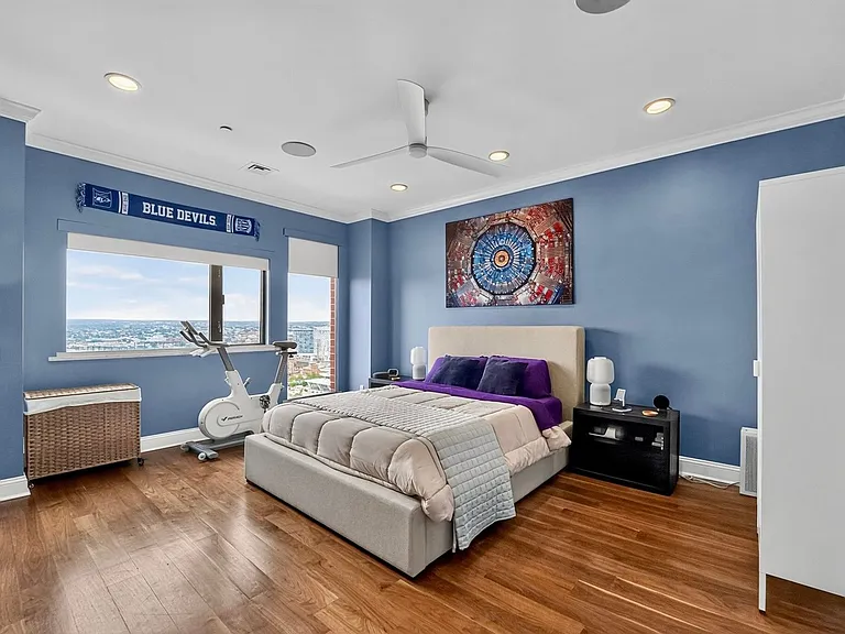 10 E Lee St #2305 — Photo 30