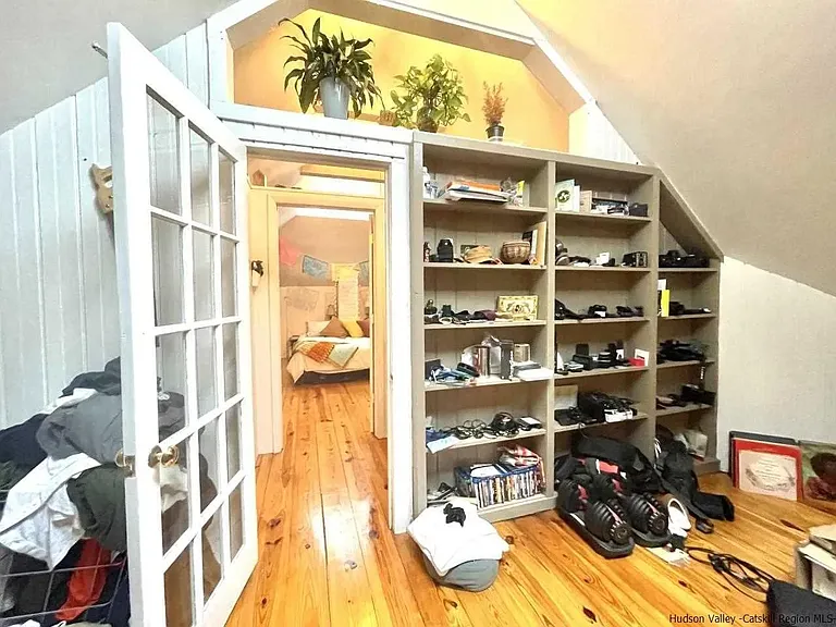 4 Underwood St #3 — Photo 9