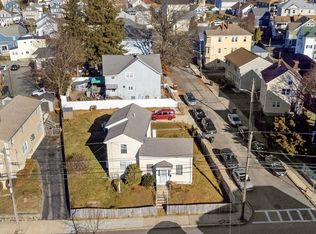 580 County St, Fall River, MA 02723