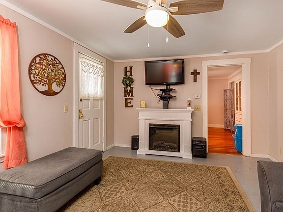 5th image of 354 State Rd