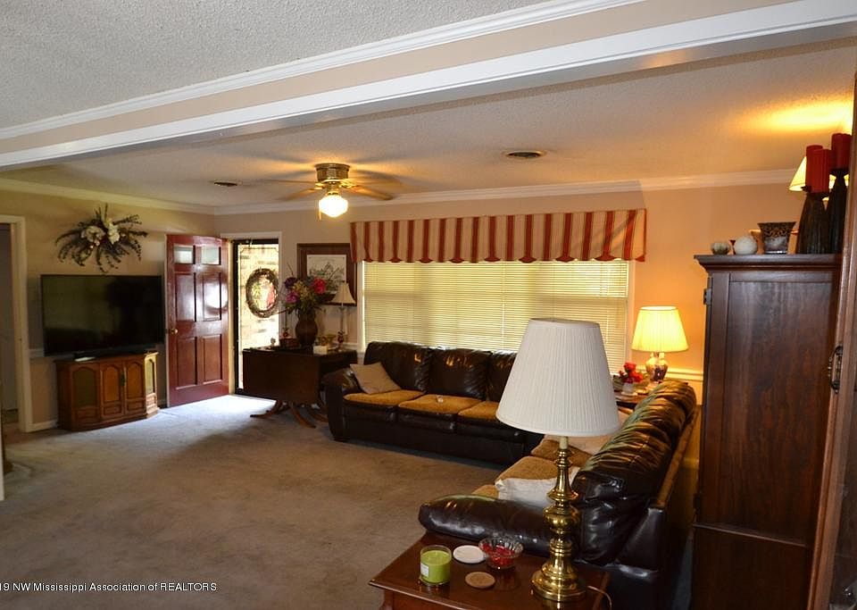 455 Bonds Dr, Holly Springs, MS 38635 Zillow