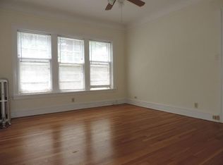 737 Hinman Ave APT 3E, Evanston, IL 60202