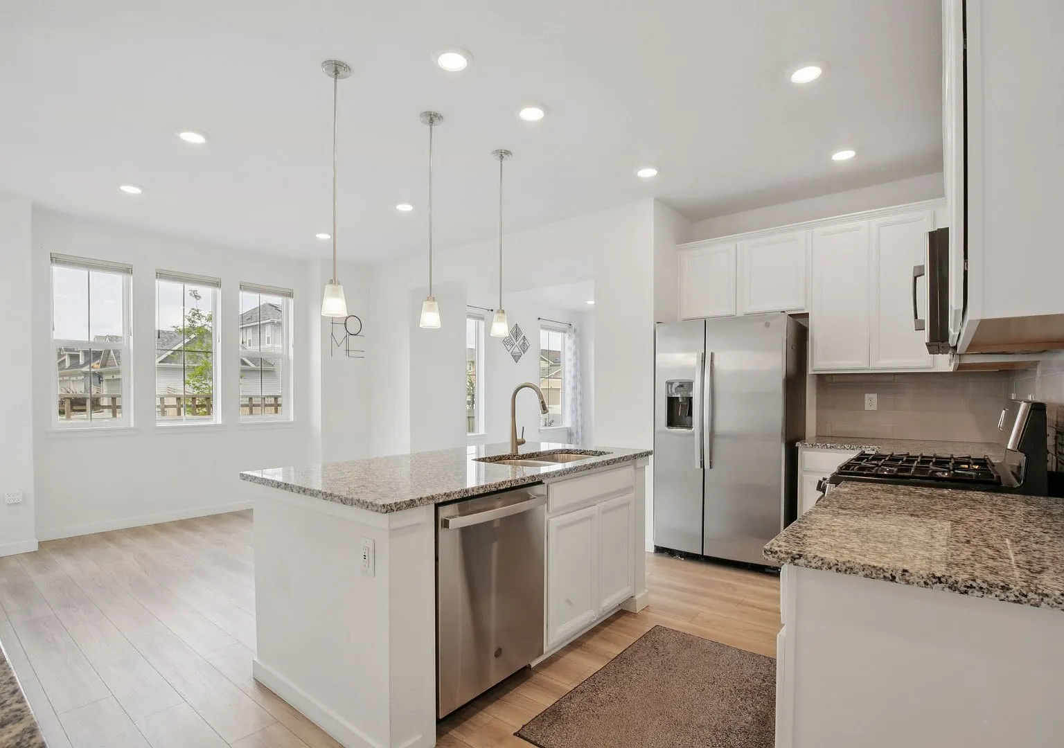 Spacious 4BR 3 Bath End-unit Townhouse with 2-Car Garage in Erie, Boulder County (BVSD) — Photo 3