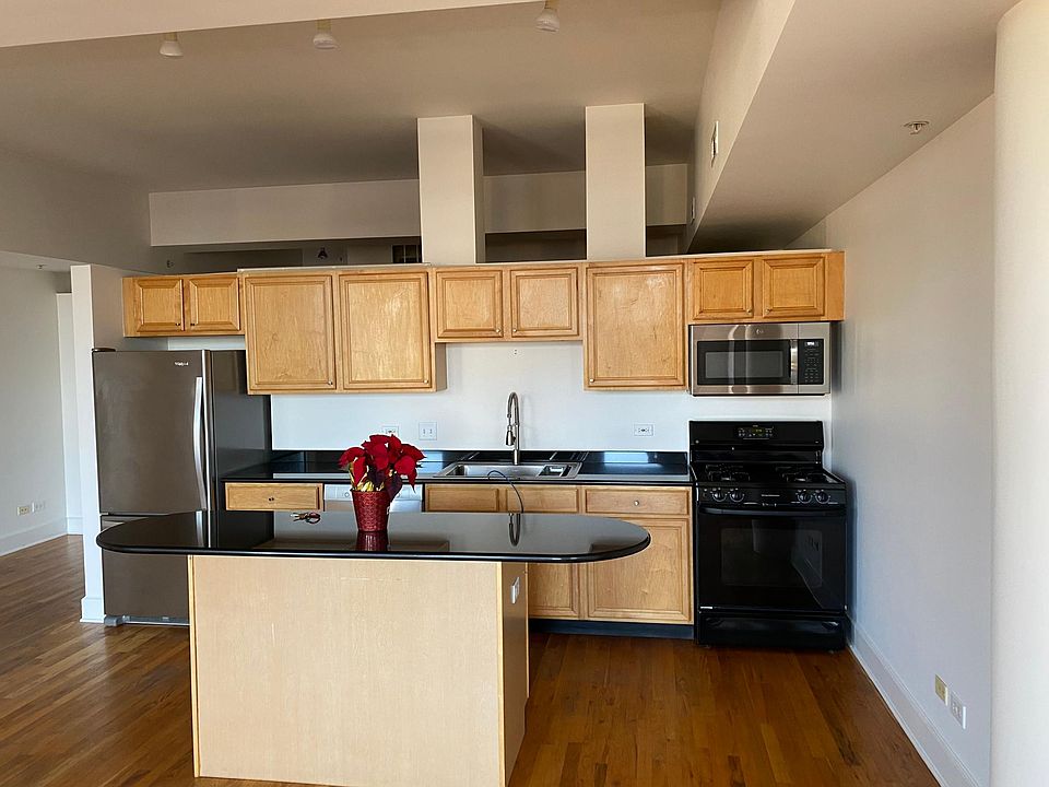 1st image of 165 N Canal St #1125