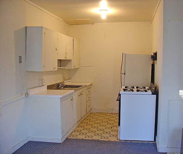 2nd image of 720 1/2 N 31st St