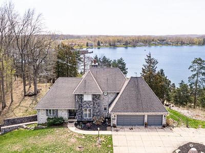 1 Washington Lake Trl, Brooklyn, MI, 49230