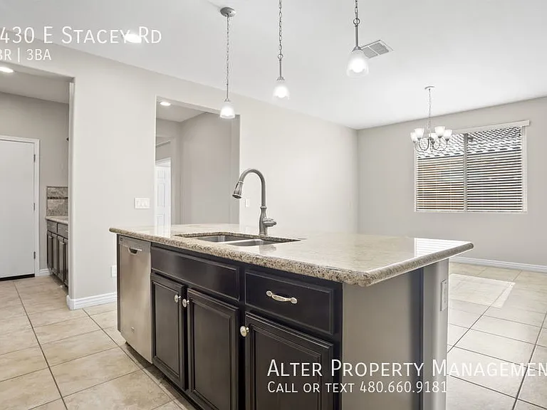 2430 E Stacey Rd — Photo 13