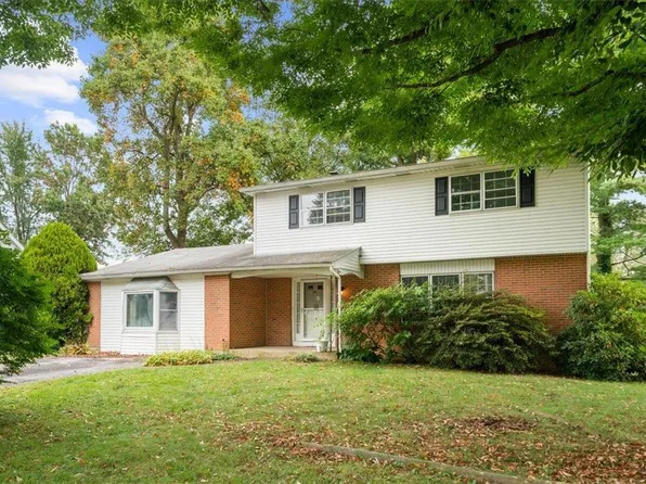 1465 Butternut Ln, Macungie, PA 18062