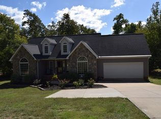 153 Summerset Bay Dr, Cross Hill, SC 29332