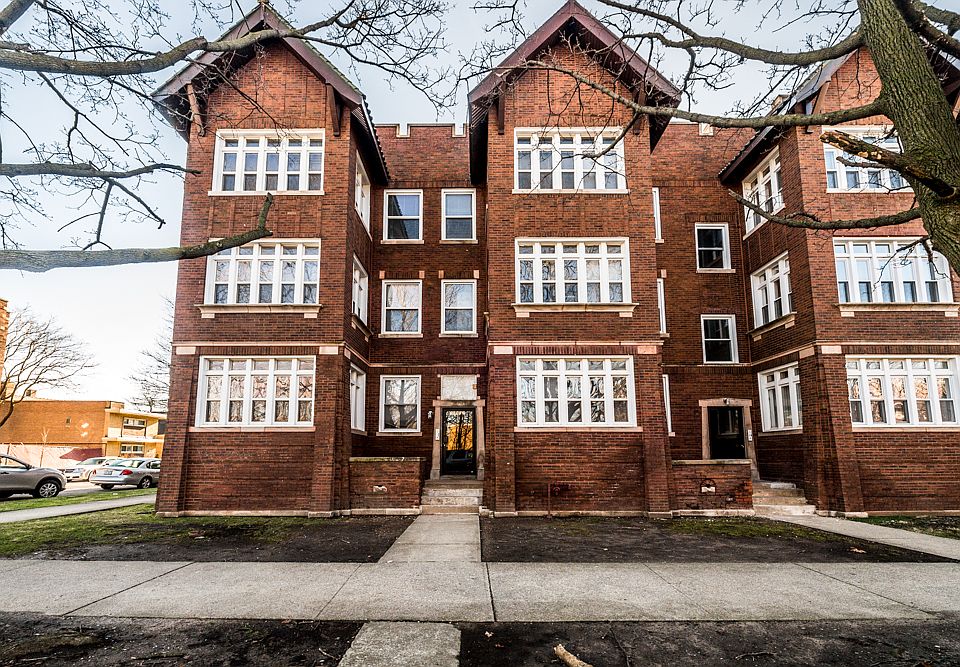 1st image of 10901 S Vernon Ave #Wait3b