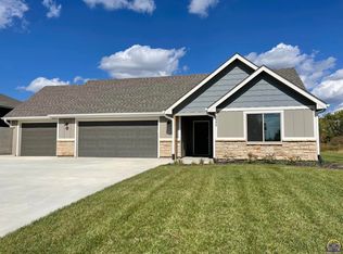 2302 NW 49th Ter, Topeka, KS 66618