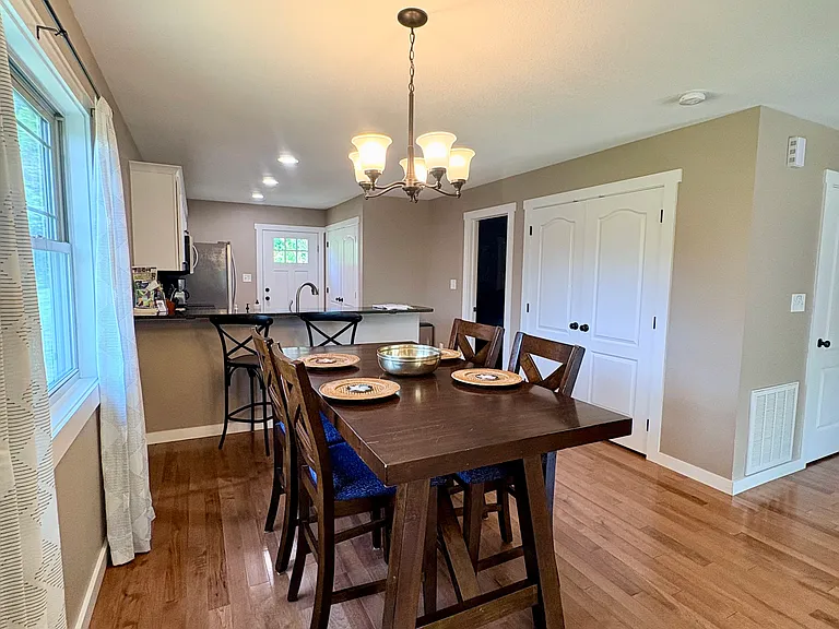 5 City View Dr — Photo 4