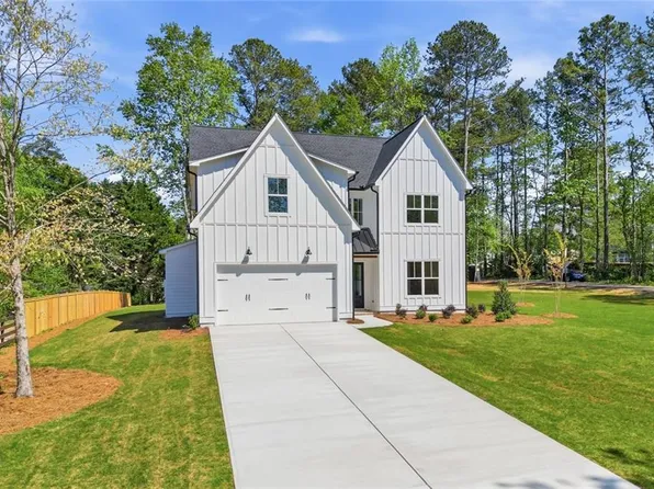 2487 Sims Dr NE, Marietta, GA 30066