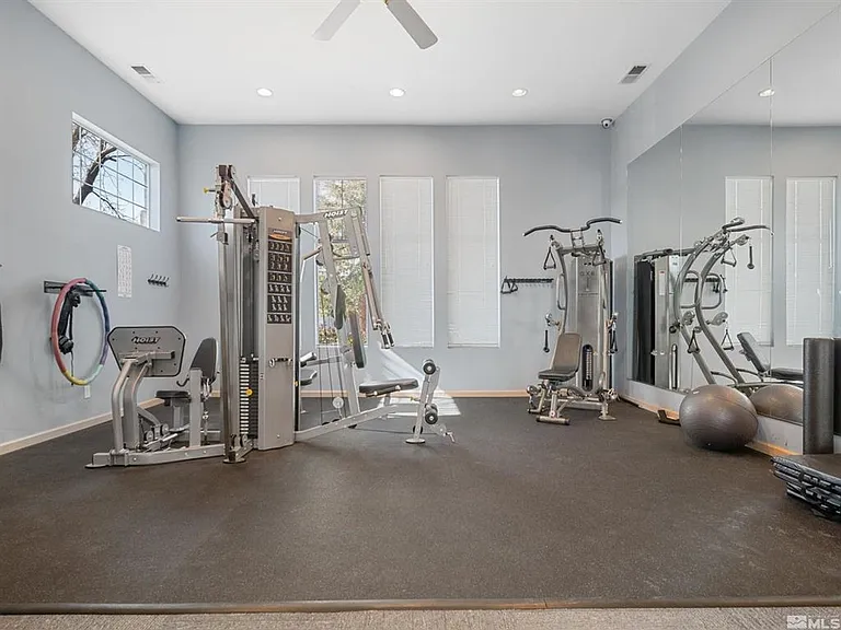 1640 Rocky Cove Ln — Photo 21