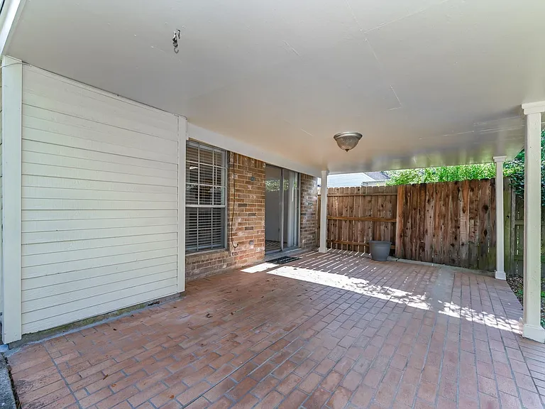 4511 Alamo Ave — Photo 9