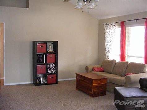 2nd image of 1153 Lake Bluff Dr