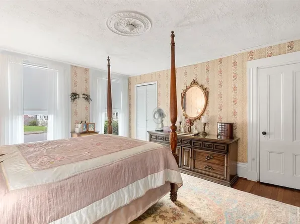 94 Stanton St, Rockland, MA 02370