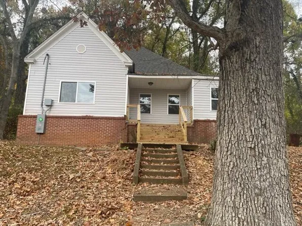 2424 Campbell St, Chattanooga, TN 37406
