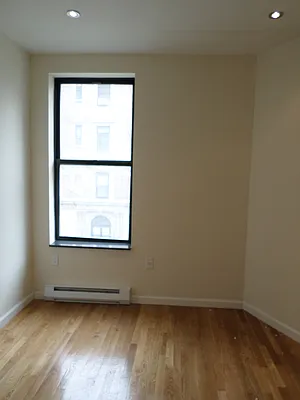 Rented by CoSo Apartments | media 58