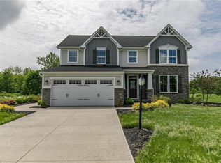 4908 Stratton Mill St, North Ridgeville, OH 44039