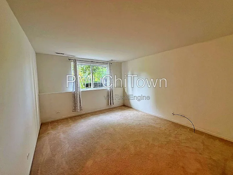 2438 Anna Way — Photo 15