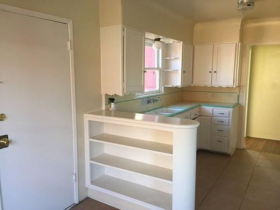 5th image of 300 E Fredricks St #1-2