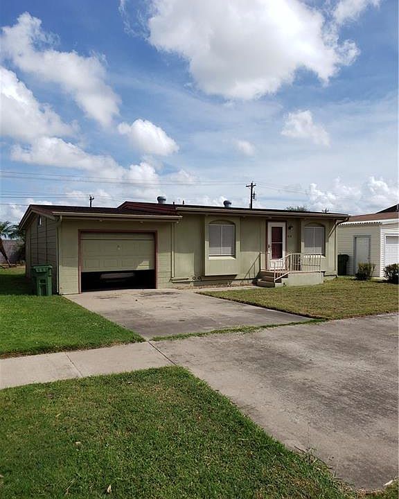 1st image of 414 Northcutt Dr